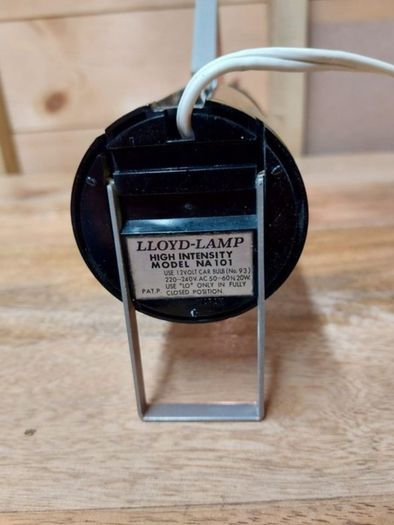 Lloyds foldable desk lamp