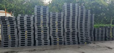 Plastic pallets