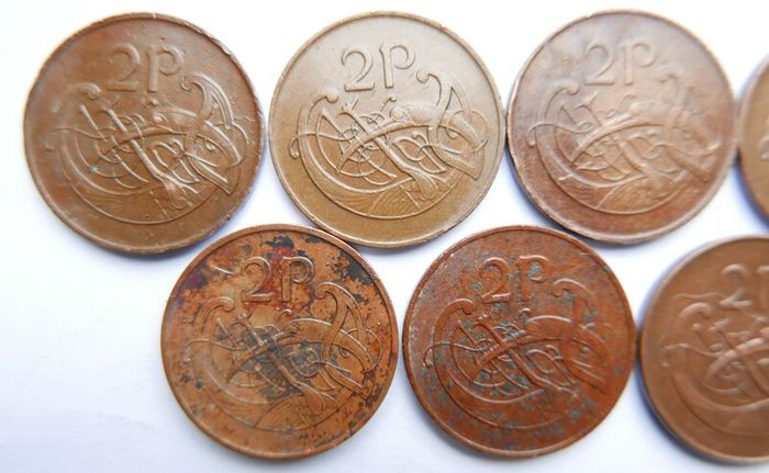 Vintage- Ireland, 2 Pence Bronze Coins