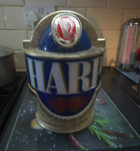 This Harp Lager light-up counter font