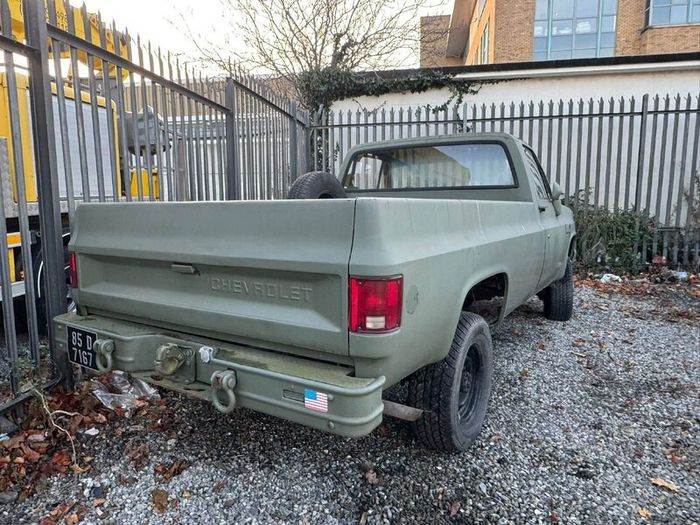 Chevrolet  m1008 army