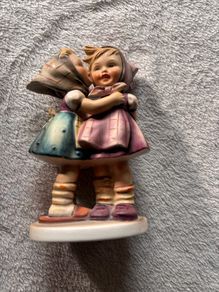 Vintage Goebel Figurine