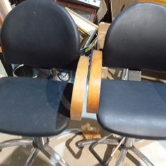 salon chairs