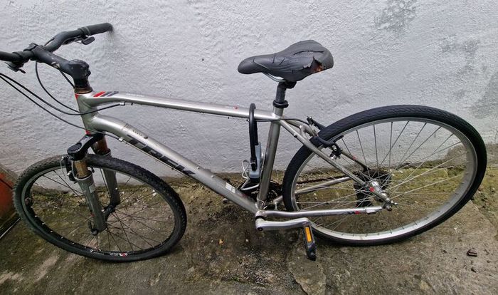 2 Mountain bikes