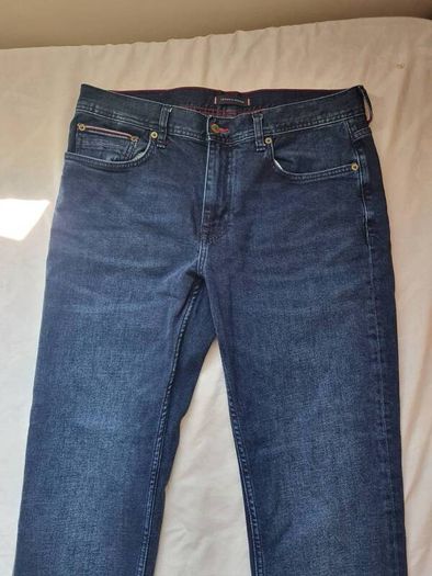 Tommy hilfiger Denton stretch Size 33/32 zip fly in excellent condition