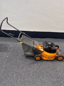 Lawnmower