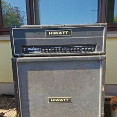 Hiwatt Maxwatt G200R HD Amplifier and Cab