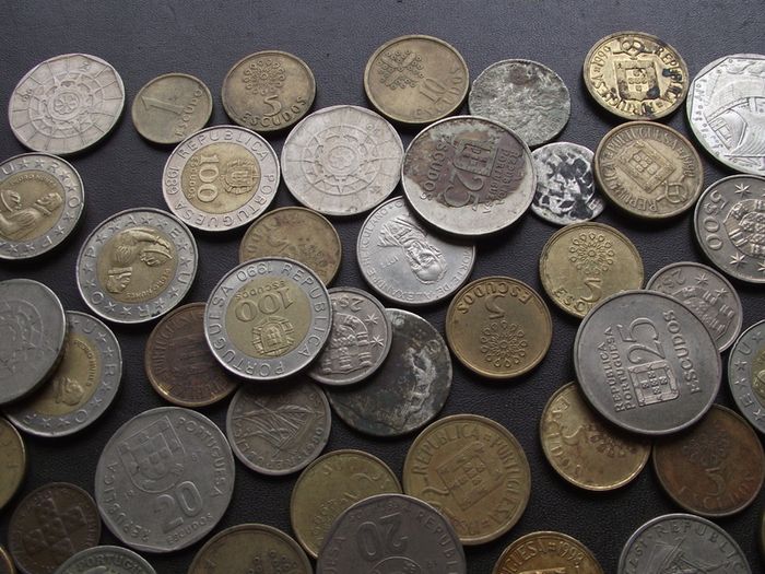 A Lot of 490+ grams of coins from Portugal