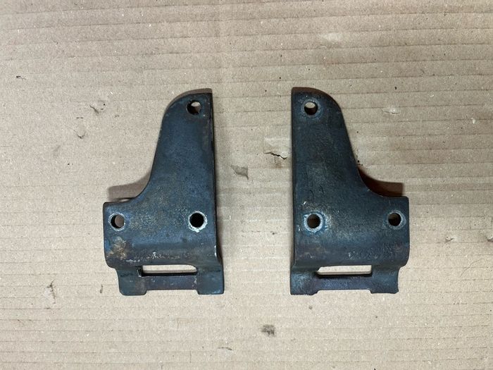 Land Rover Series 3 bonnet hinges