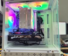 Custom Built Gaming PC Ryzen 5/16GB/1TB SSD/GeForce RTX/WiFi/W11