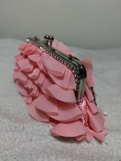 Beautiful Fashion Handbag New