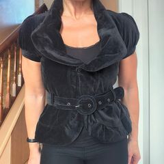 Black short sleeve dressy jacket, size 10