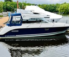 Aquador 23 HT Boat