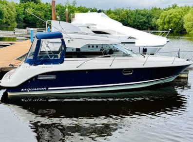 Aquador 23 HT Boat