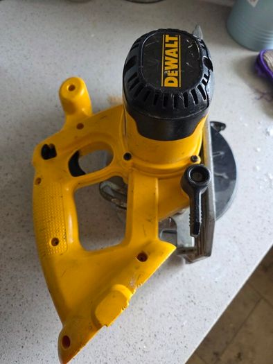Dewalt 18v saw