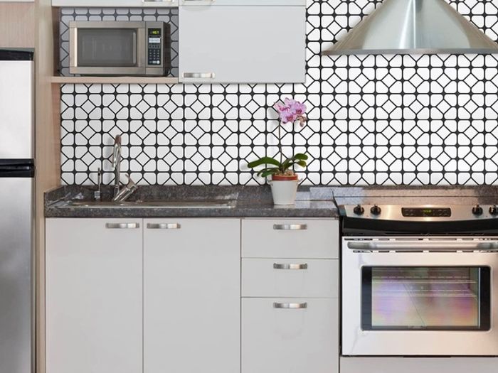 Sticky Back Plastic Self Adhesive Black and White Leaf Wallpaper 29X300cm Vinyl Wrap Stick Waterproof Film Roll for Kitchen Walls Cupboard Furniture Removable DIY Countertops Refurbished Stickers MULTIPLE SIZES AVAILABLE (FREE POSTAGE)