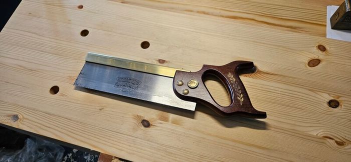Axminster Victor 10" 20 TPI tenon saw