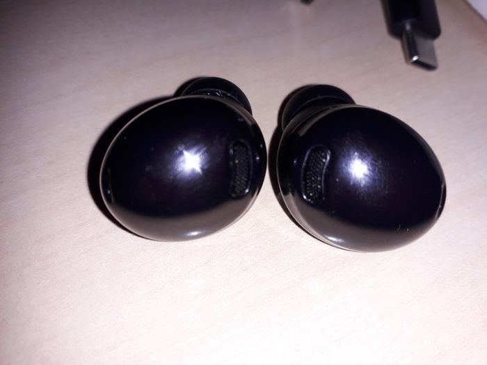 Samsung Pro Earbuds