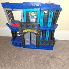 Imaginext Gotham city jail