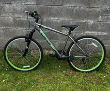 Leopard 26 mountain bike