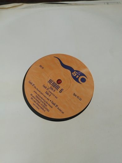5e 12s >> house / techno / hip-hop / drum n bass / disco edits / breaks etc 12" clearance