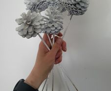 Decorative cones on sticks - white and silver 5pcs NEW