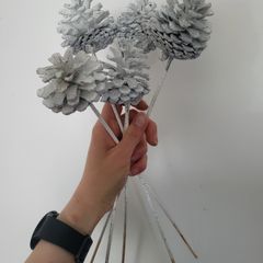 Decorative cones on sticks - white and silver 5pcs NEW