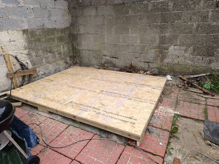 Carpenter Available/ Carpentry Services