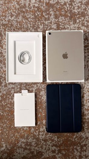 iPad Air 11" Starlight M2