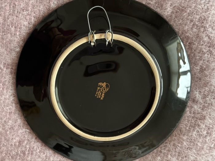 Vintage Olympia Greek Ceramic Wall Plate - 24K Gold Trim - Mint Condition (20cm)