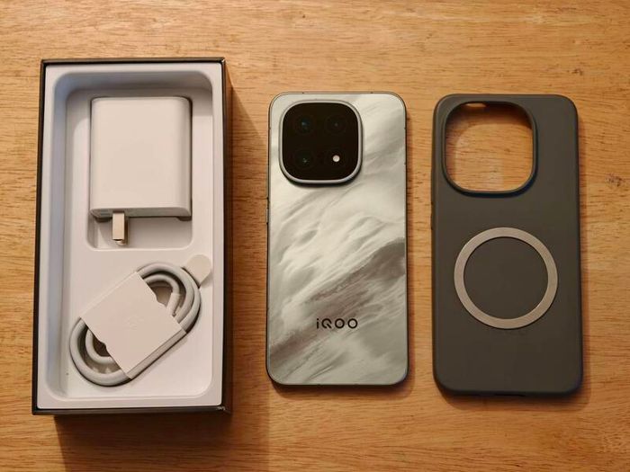 Vivo Iqoo 15 12gb 256gb Snapdragon 8 Gen 5 Special Edition