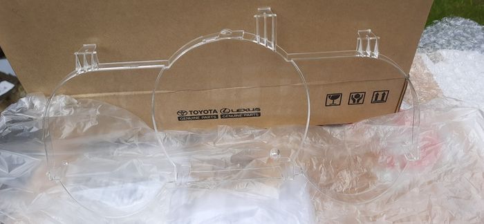 Replacing Genuine Toyota Hilux Glass, Combination Meter