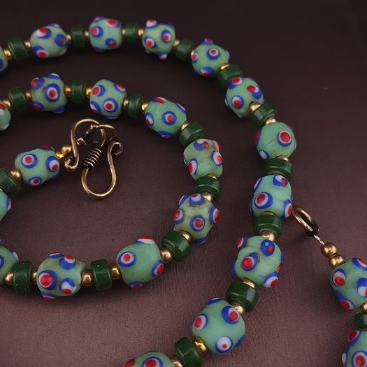 Vintage Venetian Style Skunk Eyes GlassBeads Necklace