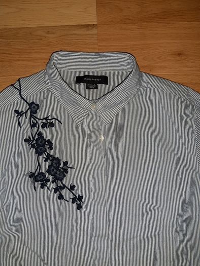 Ladies Shirt Size 8