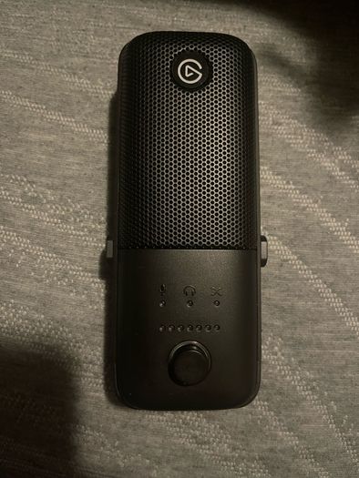 Elgato Wave:3 with boom arm, pop filter and shock absorber