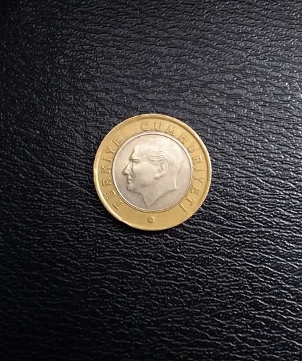 Turkey Coins : 1 Lira - 2011