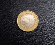 Turkey Coins : 1 Lira - 2011