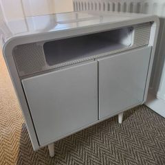 Sobro smart bedside table