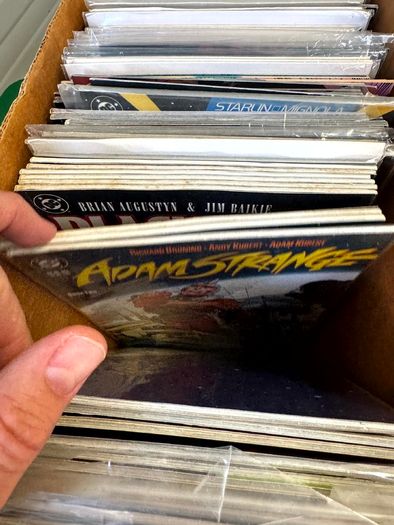 DC Long Comic Box w 250 comics for Sale