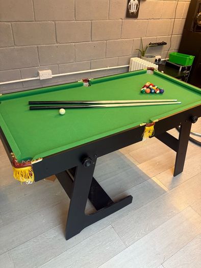 pool table