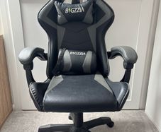 Bigzzia Gaming Chair