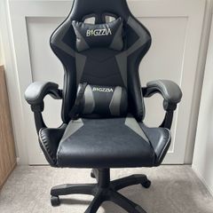 Bigzzia Gaming Chair