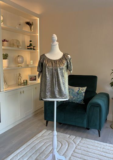 Brand-new Ladies Gold & Black Metallic Top Size: UK 10 / EU 38