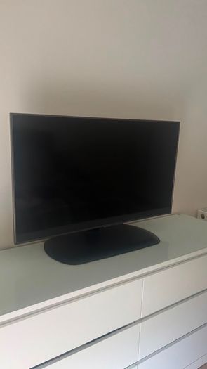 Samsung 43" 4K Ultra HD HDR LED Smart TV