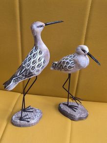 birds carved