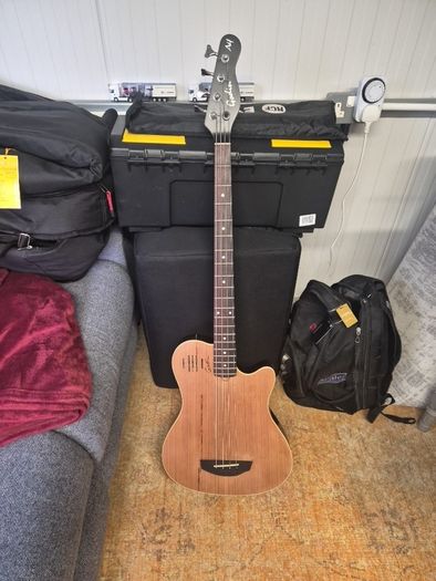 Beautiful Godin A4 Vintage Bass