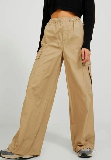 New Women's JJXX cargo trousers Size S