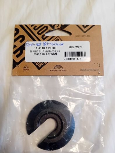 Rockshox vivid coil shock spring clip