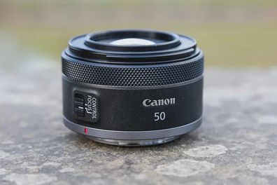 Canon RF 50mm 1.8f