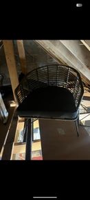 2 patio chairs with cushions 20euro each or 2 for 30euro